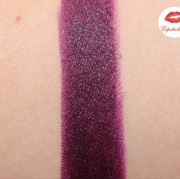 MAC Matte Lipstick Instigator A45- Discontinued - Picture 2 of 8